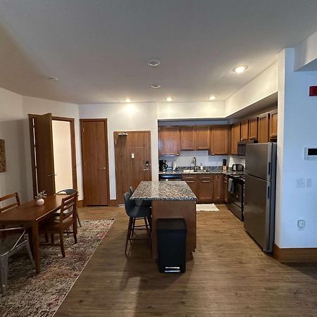 2Br Suite At The Grand Castle Pool Gym & Parking Grandville Bagian luar foto