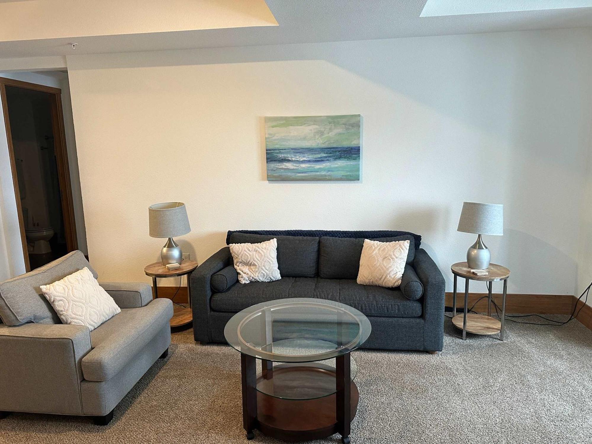 2Br Suite At The Grand Castle Pool Gym & Parking Grandville Bagian luar foto